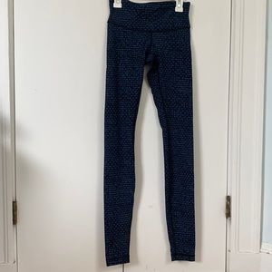 Lululemon leggings size 2